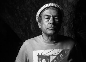 No Dia do Índio, Ailton Krenak fala sobre as questões da população indígena no Brasil