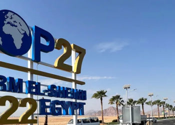 Acordo sobre ‘perdas e danos’ marca encerramento da COP-27 no Egito